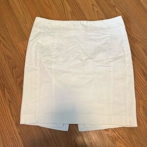 White Express skirt size 8